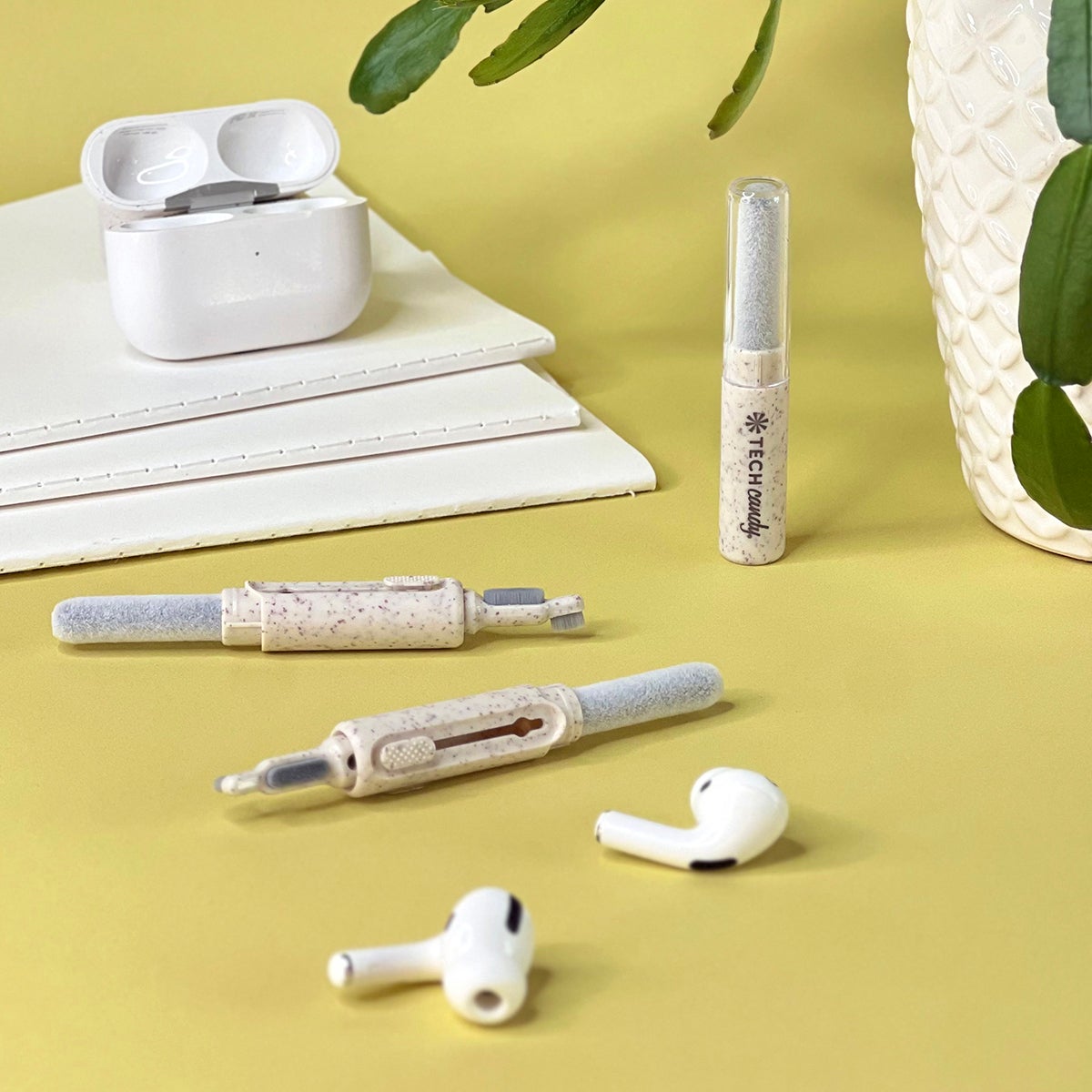 10101720-teenyweenie_lifestyle_hi-te